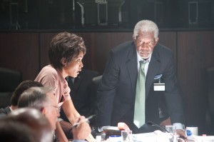 Morgan Freeman confers with Angela Bassett about The White House situation in "Olympus Has Fallen." ©Film District. CR: Phil Caruso.