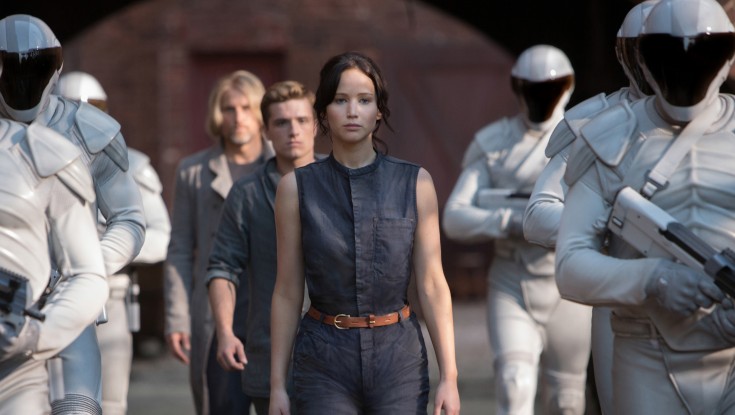 Jennifer Lawrence On Fire in ‘Hunger Games’ Sequel – 4 Photos