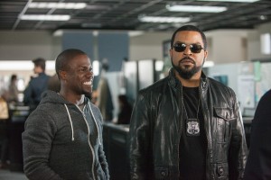 (L to R) KEVIN HART and ICE CUBE lead the lineup in "Ride Along." ©Universal PIctures. CR: Quantrell D. Colbert.