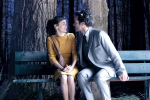 Colin (Romain Duris) proposes a kiss in Drafthouse Films’ "Mood Indigo." ©Drafthouse.