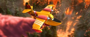 Dipper (Julie Bowen) fights a wildfire in "PLANES: FIRE & RESCUE" . ©2014 Disney Enterprises, Inc. All Rights Reserved.