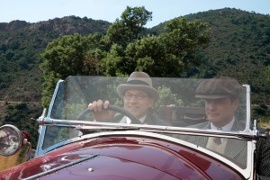 Left to right: Simon McBurney as Howard Burkan and Colin Firth as Stanley in MAGIC IN THE MOONLIGHT. ©Gravier Productions. CR: Jack English.