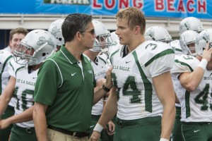 Jim Caviezel (left) and Alexander Ludwig in TriStar Pictures' WHEN THE GAME STANDS TALL. ©CTMG. CR: Tracy Bennett.