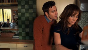 RYAN GUZMAN as an obession with JENNIFER LOPEZ in THE BOY NEXT DOOR. ©Universal Pictures.