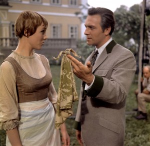 (l-r) Julie Andrews and Christopher Plummer star in THE SOUND OF MUSIC. ©20th Century Fox Home Entertainment.