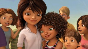 Tip (Rihanna, center right) shares a moment with her mom Lucy (Jennifer Lopez, center left) in HOME. ©DreamWorks Animation.
