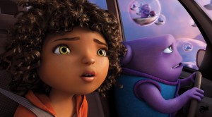 (l-r) Tip (Rihanna) and Oh (Jim Parsons) take to the skies as they embark on an incredible global adventure. in HOME. ©DreamWorks Animation.
