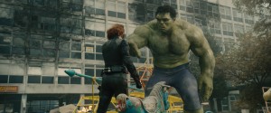 (l-r) Black Widow (Scarlett Johansson) and Hulk (Mark Ruffalo) in MARVEL'S AVENGERS: AGE OF ULTRON. ©Marvel.