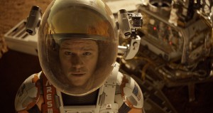 Astronaut Mark Watney (Matt Damon) finds himself stranded and alone on Mars, in THE MARTIAN. ©20th Century Fox.