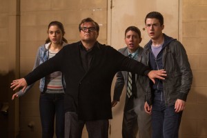 (l-r) Odeya Rush, Jack Black, Ryan Lee and Dylan Minnette star in Columbia Pictures' GOOSEBUMPS. ©CTMG. CR: Hopper Stone/SMPSP.