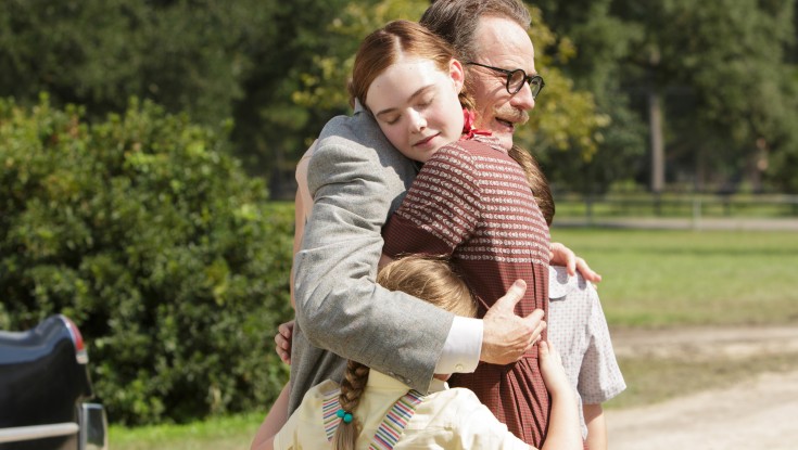 Elle Fanning Ages 17 Years in ‘Trumbo’