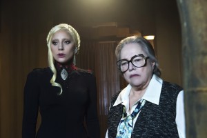 (l-r) Lady Gaga as The Countess and Kathy Bates as Iris in AMERICAN HORROR STORY. ©FX Networks. CR: Prashant Gupta/FX
