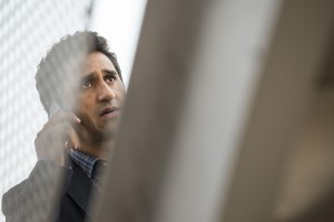 Cliff Curtis as Travis in FEAR THE WALKING DEAD. Curtis also stars in the film RISEN. ©Justin Lubin/AMC