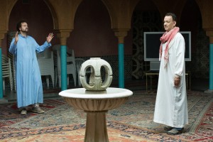Alexander Black and Tom Hanks in A HOLOGRAM FOR THE KING. ©Raodside Attractions. CR: Frederic Batier.