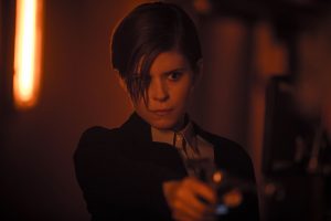 Kate Mara portrays a corporate troubleshooter whose investigation of a seemingly innocent “human” named Morgan (Anya Taylor-Joy), suddenly takes a dangerous turn in MORGAN. ©20th Century Fox/ CR: Aidan Monaghan.