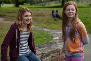 Gilly Hopkins (Sophie Nélisse, left) and Agnes (Clare Foley, right) in THE GREAT GILLY HOPKINS. ©Lionsgate Premiere.