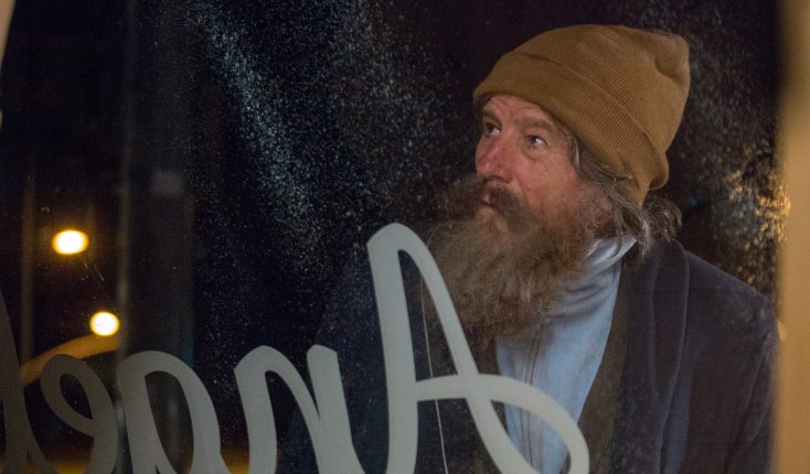 Bryan Cranston Unforgettable as Absentee ‘Wakefield’