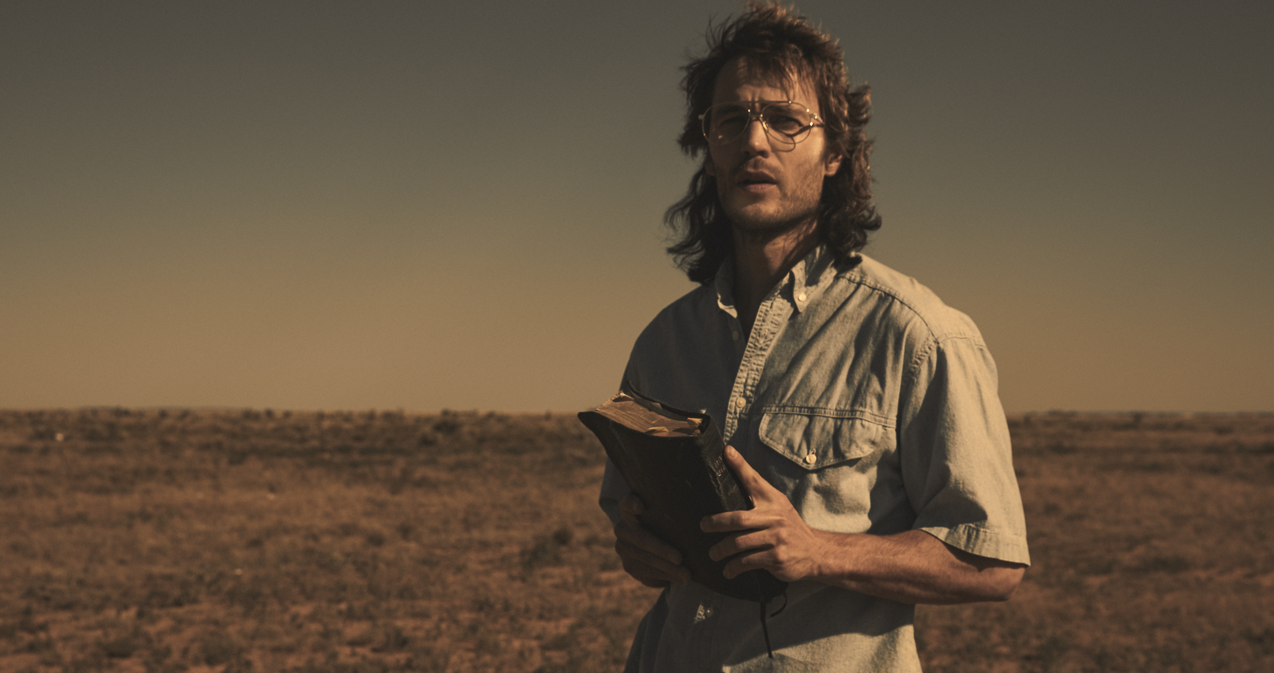 'Waco' Miniseries Recalls Tragic Standoff, Premieres on Paramount