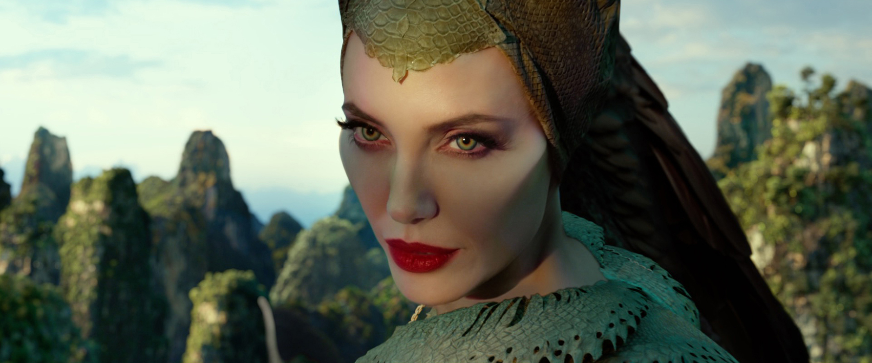 Angelina Jolie Learns Parenting Lessons From Reprising Maleficent