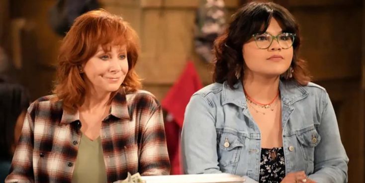 Photos: Reba McEntire And Melissa Peterman Explore ‘Happy’s Place’