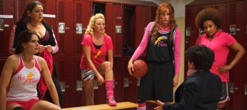 EXCLUSIVE: Hannah Hits the Hoops in ‘Hot Flashes’ – 4 Photos