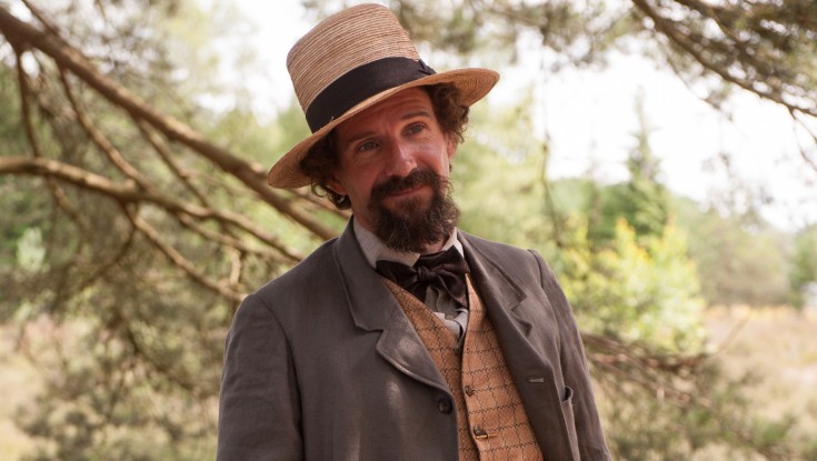 Ralph Fiennes Sheds Light on Dickens