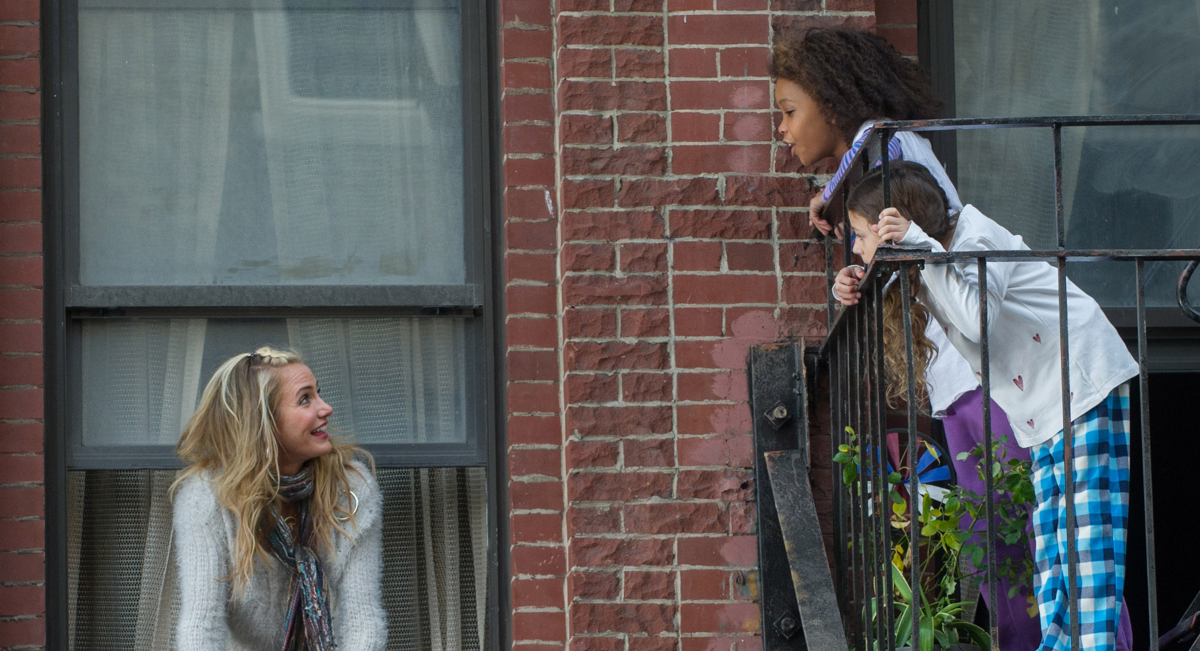 Cameron Diaz Gets Wickedly Musical in 'Annie' 3 Photos