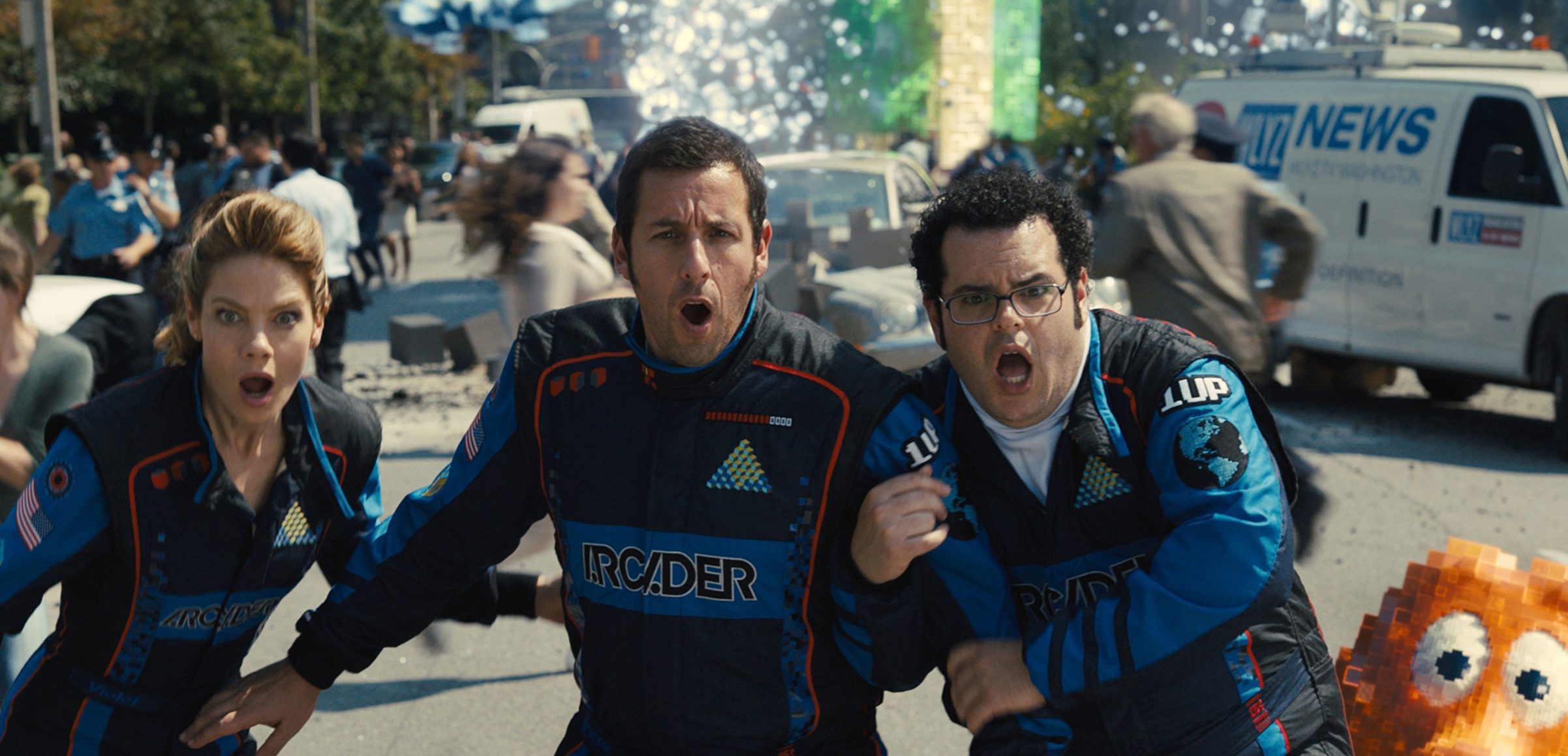 Photos: Sandler Establishes Himself as King of Kong in 'Pixels' - Front ...