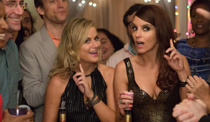 Photos: Tina Fey, Amy Poehler Play ‘Sisters’ in Comedy