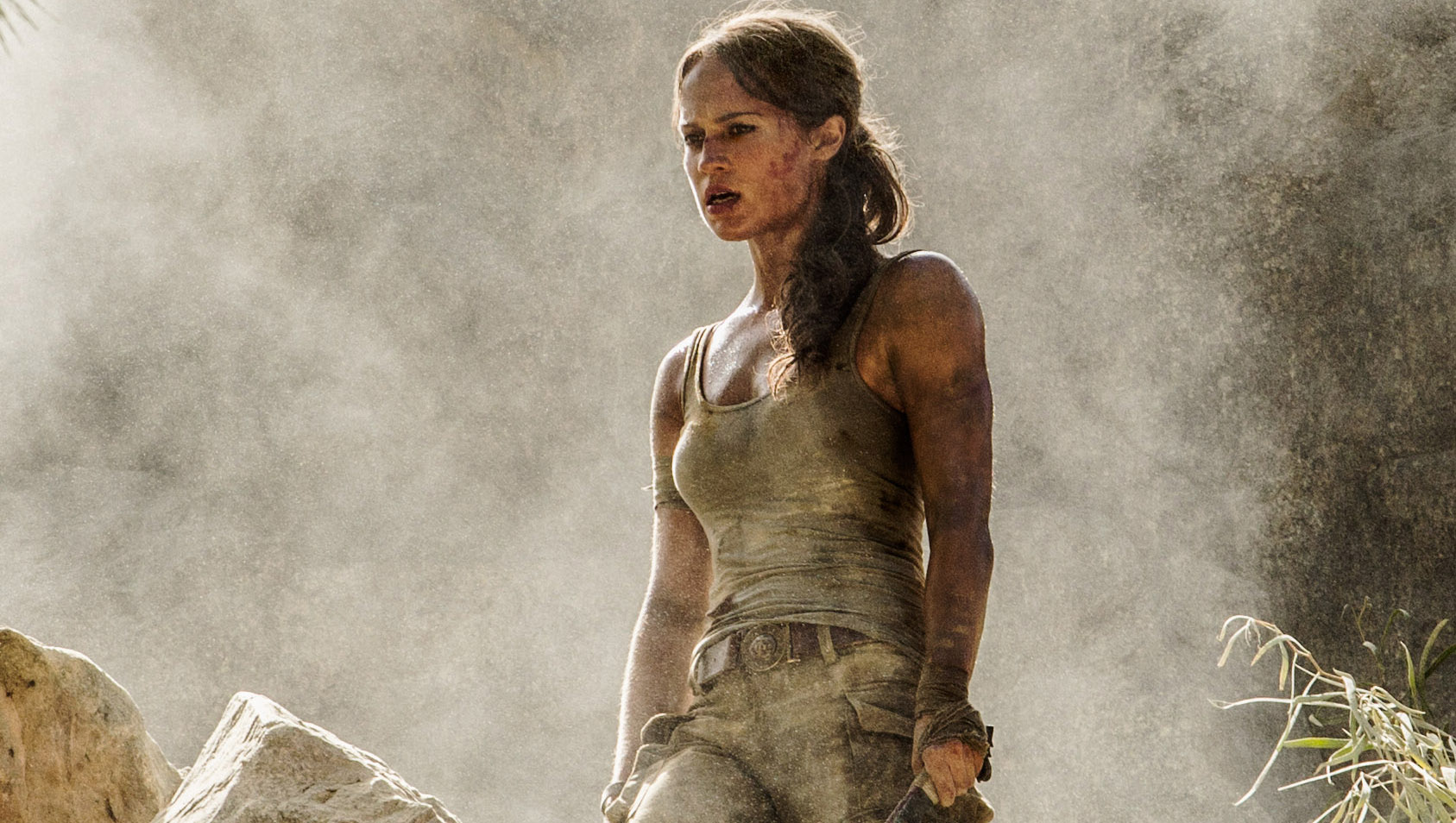 Angelina Jolie is Lara Croft Tomb Raider Action Adventure -  Portugal