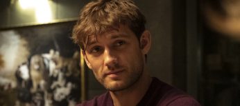 Photos: EXCLUSIVE: New Dad Alex Pettyfer Stars in ‘Collection’ and ‘Warning’ With a Gangster Film on the Way